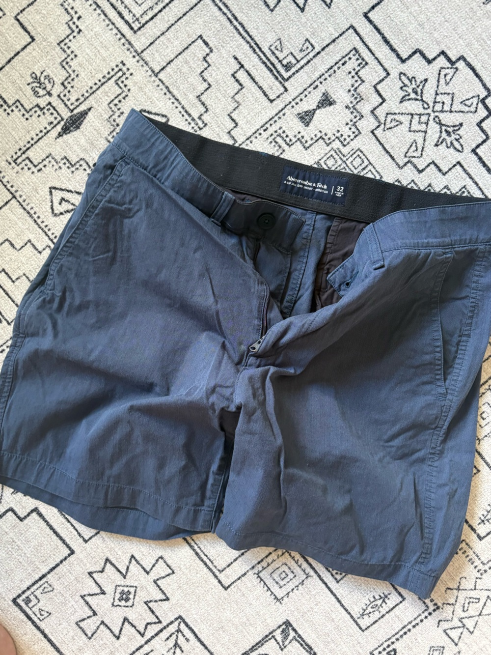 Abercrombie & Fitch Men's Navy Flat Front Chino Shorts